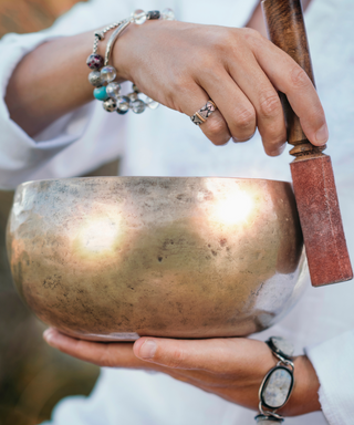 Singing Bowls & Drums