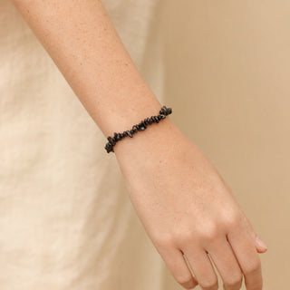 Agate Black Chip Bracelet (Enhanced) from Stonebridge Imports