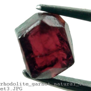 Red Facet Rough Natural Prismatic Gem Garnet - 1/4" to 3/8". Packs of 20g    from The Rock Space