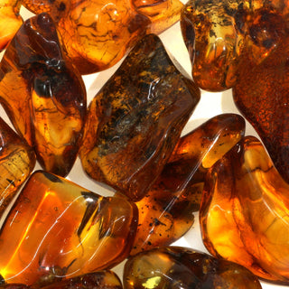 Amber Baltic E Tumbled Stones from The Rock Space