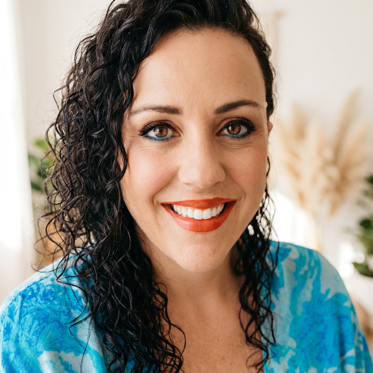 J'aime Cherie of Divinely Canadian Tarot